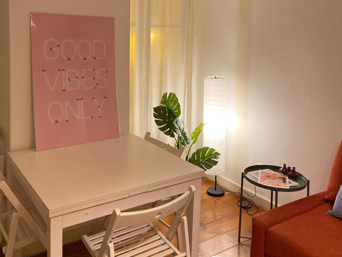 Com•Bro Apartment Lissabon Buitenkant foto